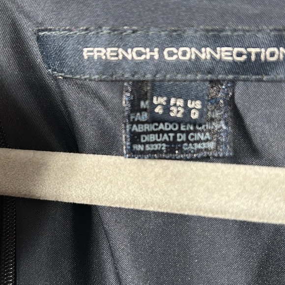 French Connection A- Line V- Neck Midi Floral Dress size 0 - Picture 7 of 11